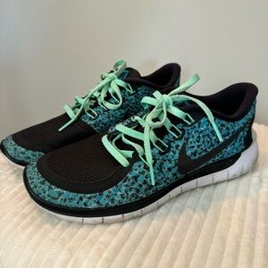 Nike | Running Shoes | Nike Free 5.0 Womens 8.5